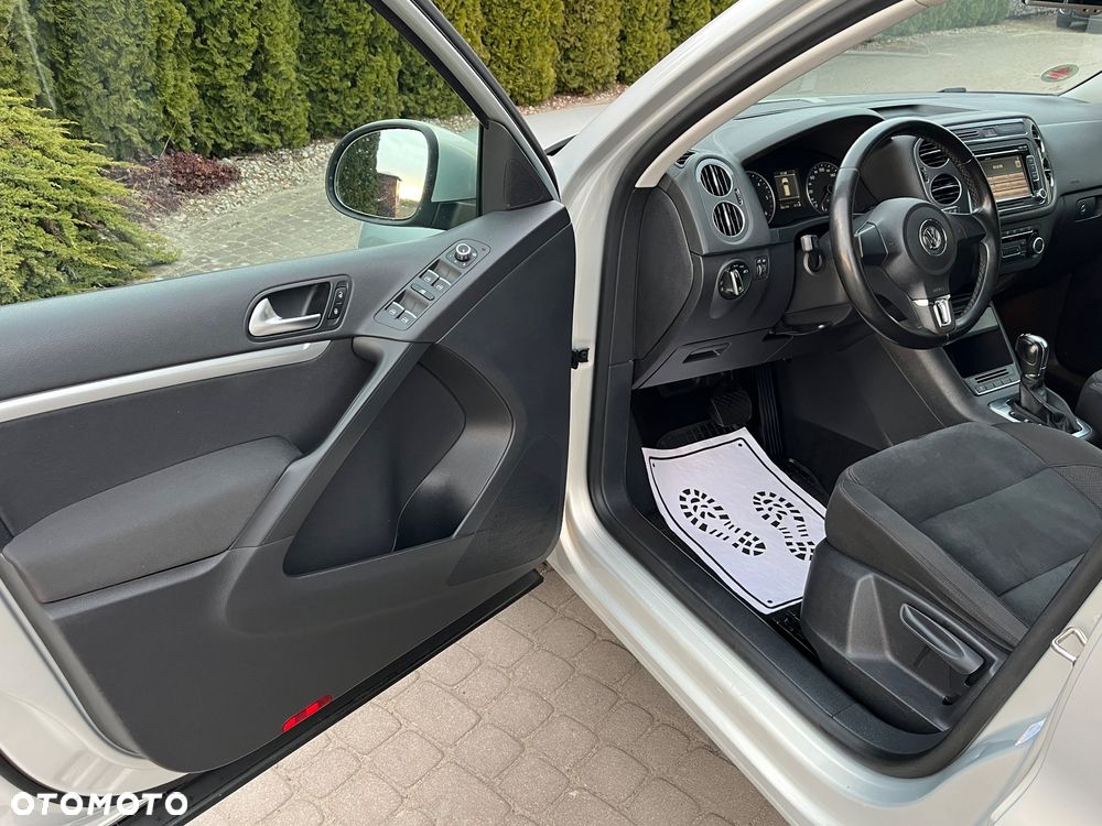 Volkswagen Tiguan - 12