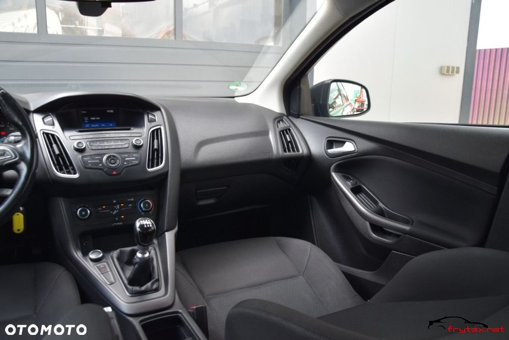 Ford Focus - 20