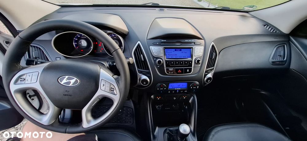 Hyundai ix35 2.0 4WD Premium - 21