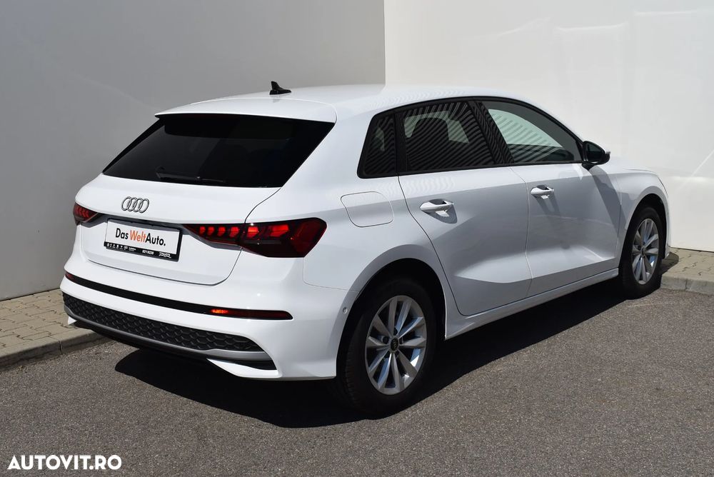 Audi A3 Sportback 1.0 30 TFSI MHEV S tronic Advanced - 5