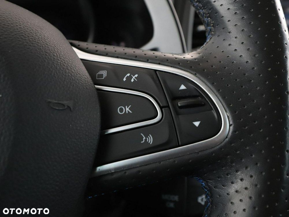 Renault Megane ENERGY TCe 205 EDC GT - 34
