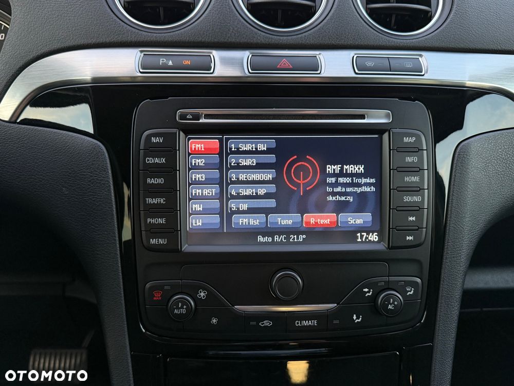 Ford S-Max 2.0 TDCi DPF Titanium - 25