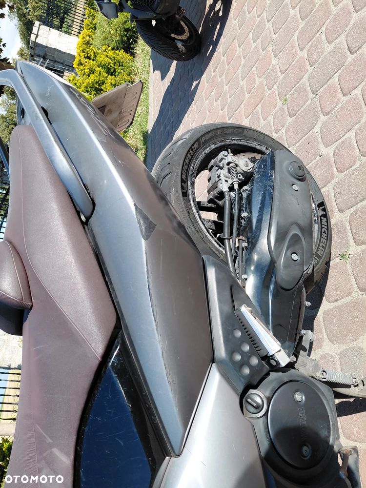 Yamaha Tmax - 13