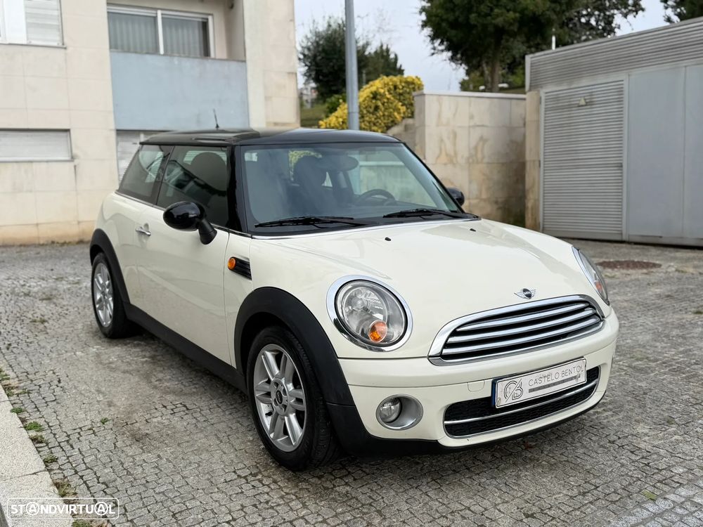 MINI 3 Portas Cooper D - 2