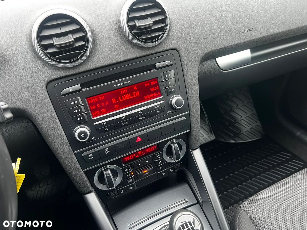 Audi A3 Sportback - 8