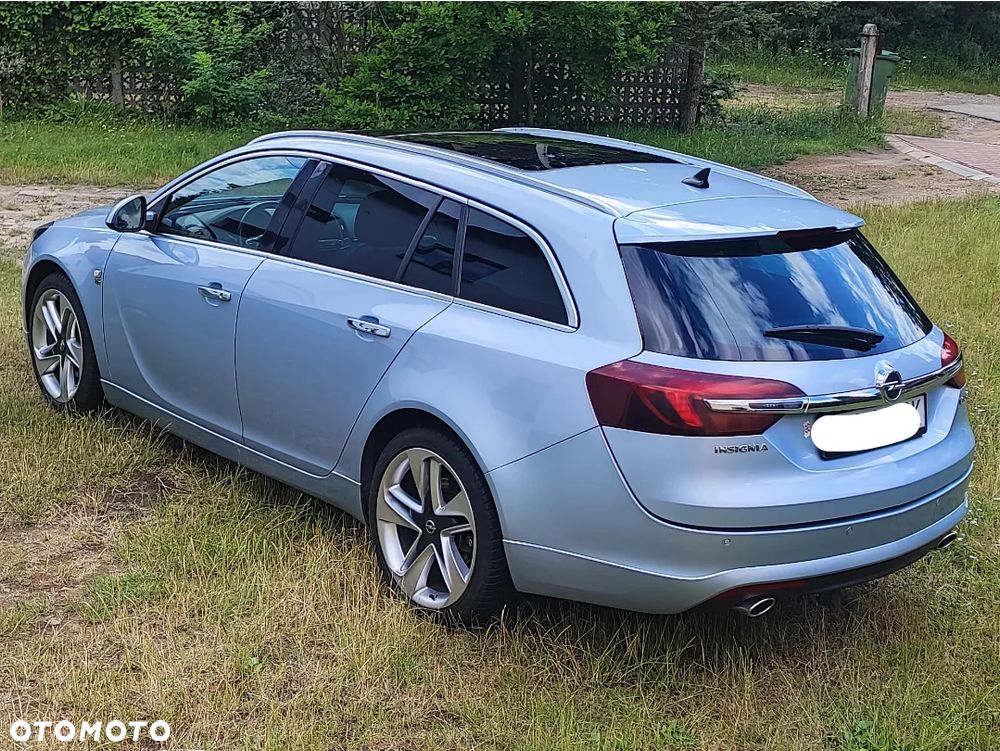 Opel Insignia 2.0 Bi Turbo CDTI 4x4 Business Innovation - 4