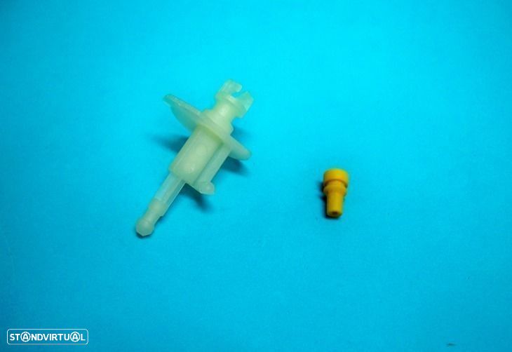 Clip reparação fecho  porta da mala Renault Clio / Scenic / Megane  NOVO - 2