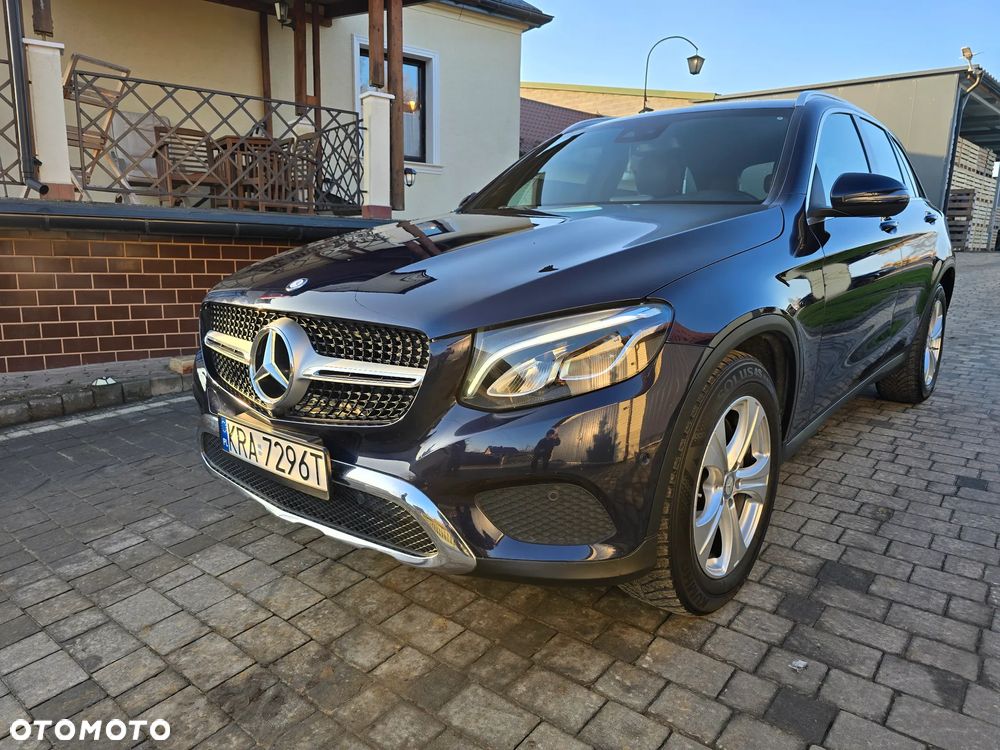 Mercedes-Benz GLC 220 d 4Matic 9G-TRONIC - 2