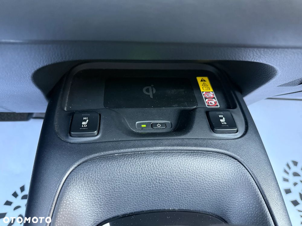 Toyota Corolla 1.8 Hybrid GPF Comfort - 18