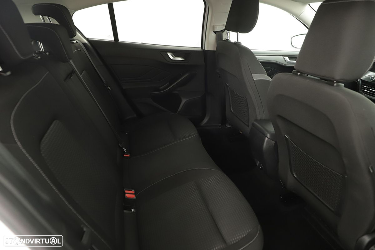 Ford Focus 1.0 EcoBoost MHEV Connected Design - 22