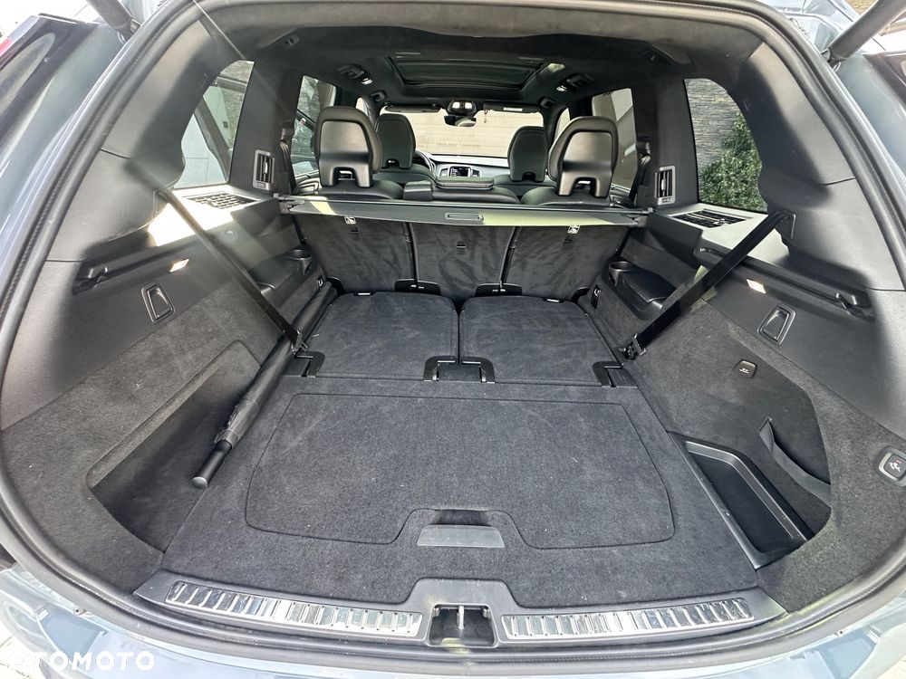 Volvo XC 90 B5 D AWD Ultimate Dark - 13