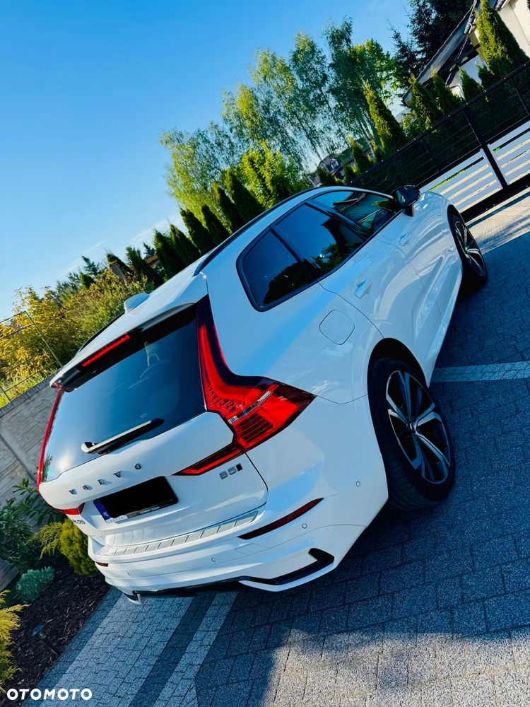 Volvo XC 60 B5 B AWD R-Design - 8