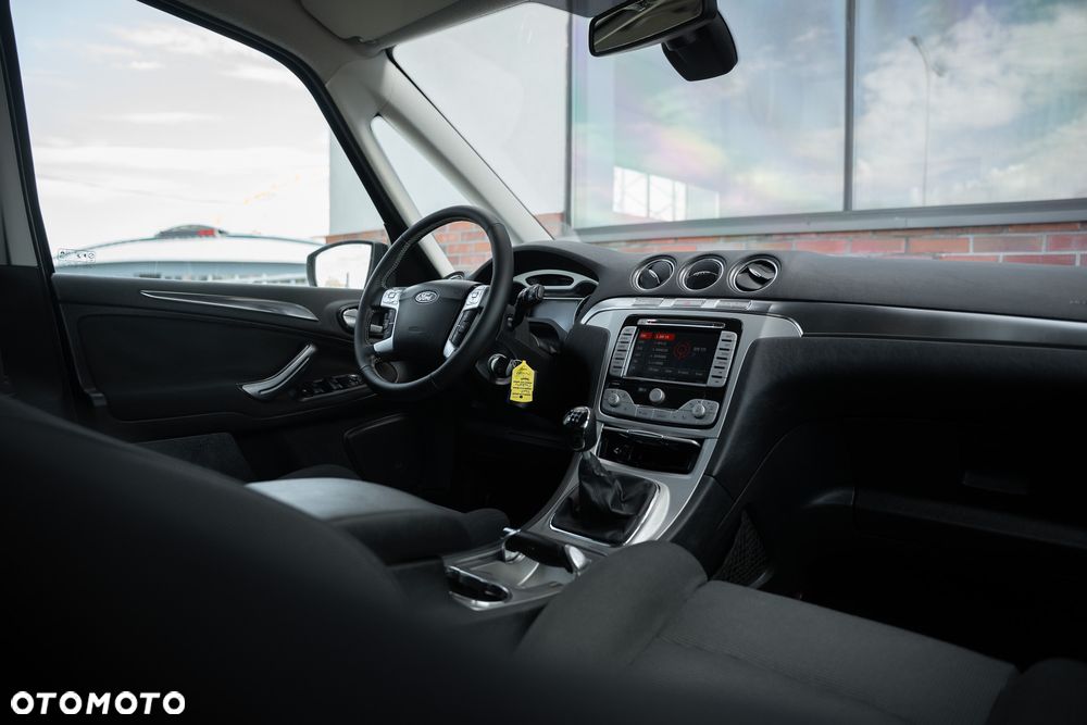 Ford Galaxy 2.0 Viva Titanium - 29