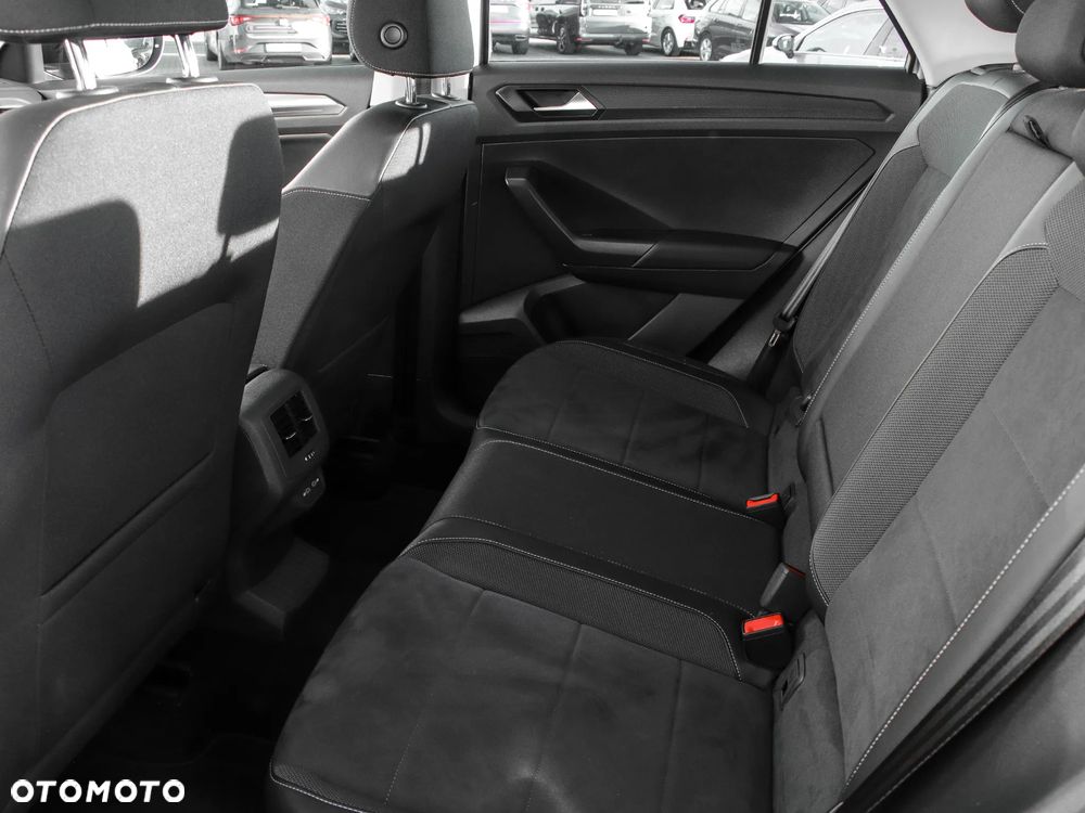 Volkswagen T-Roc 1.5 TSI Style DSG - 11