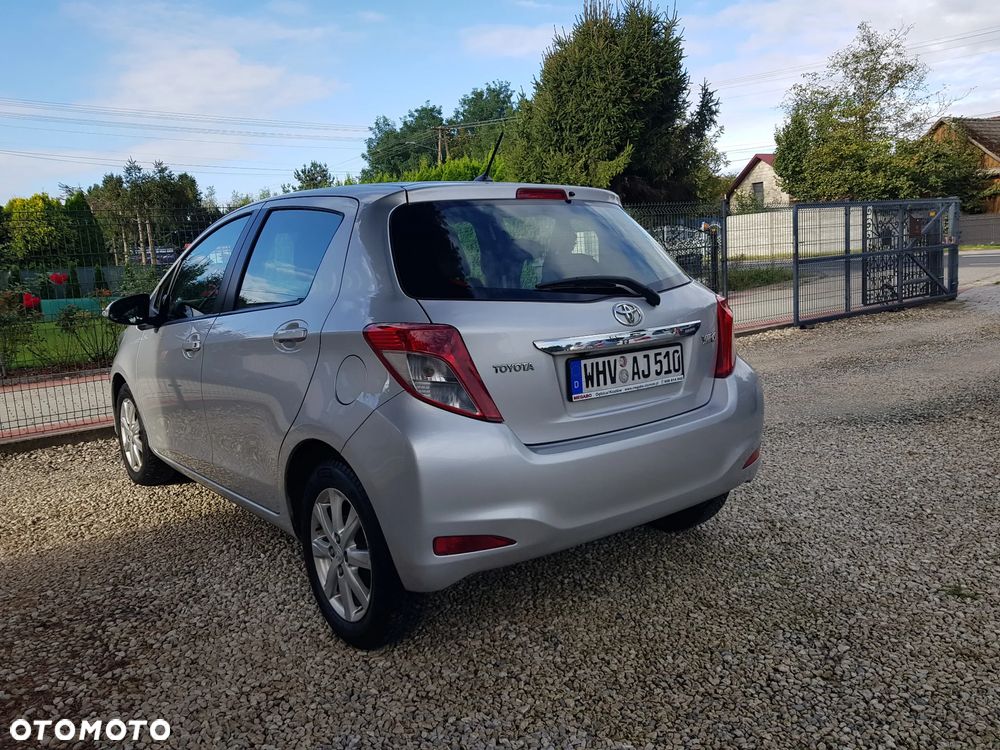 Toyota Yaris - 7