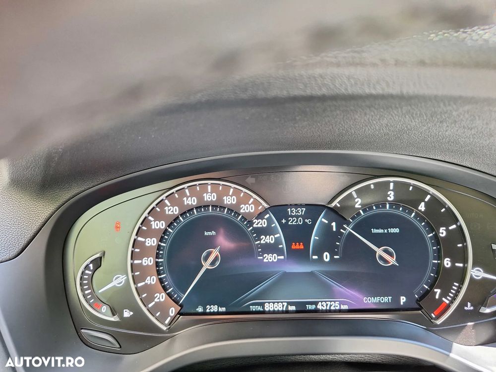 BMW X4 xDrive20i AT Standard - 2