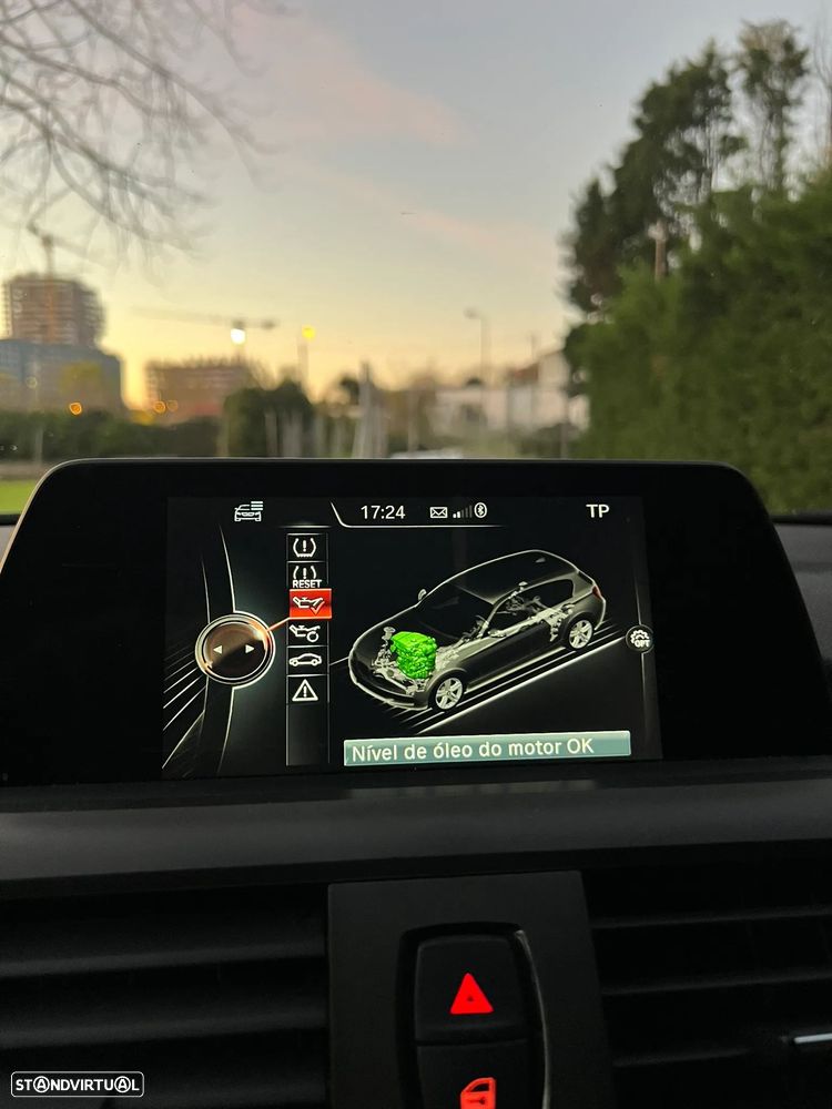 BMW 120 i Aut. Advantage - 25