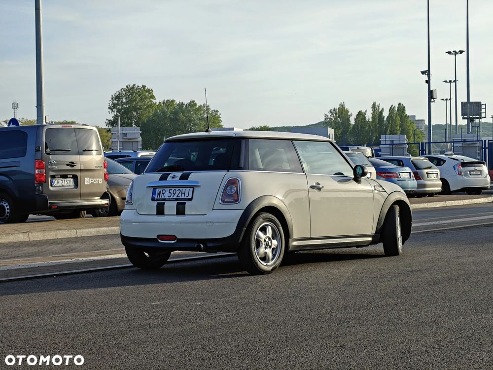 MINI ONE - 26