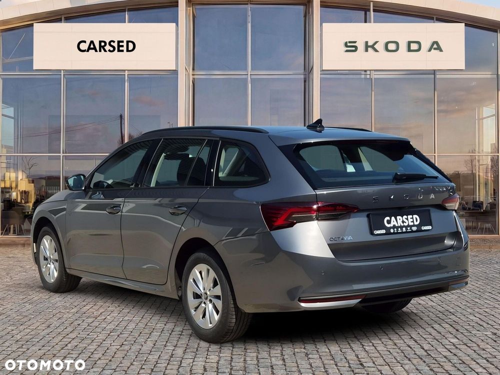 Skoda Octavia 2.0 TDI Edition 130 Essence DSG - 4