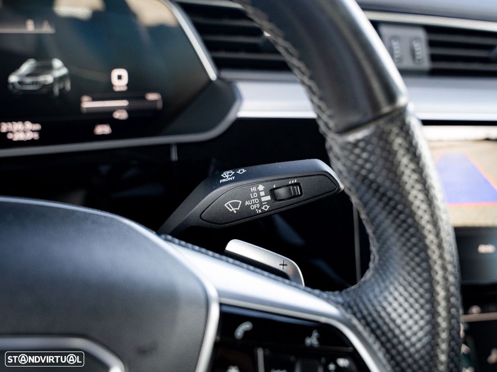 Audi e-tron 55 quattro S line - 37