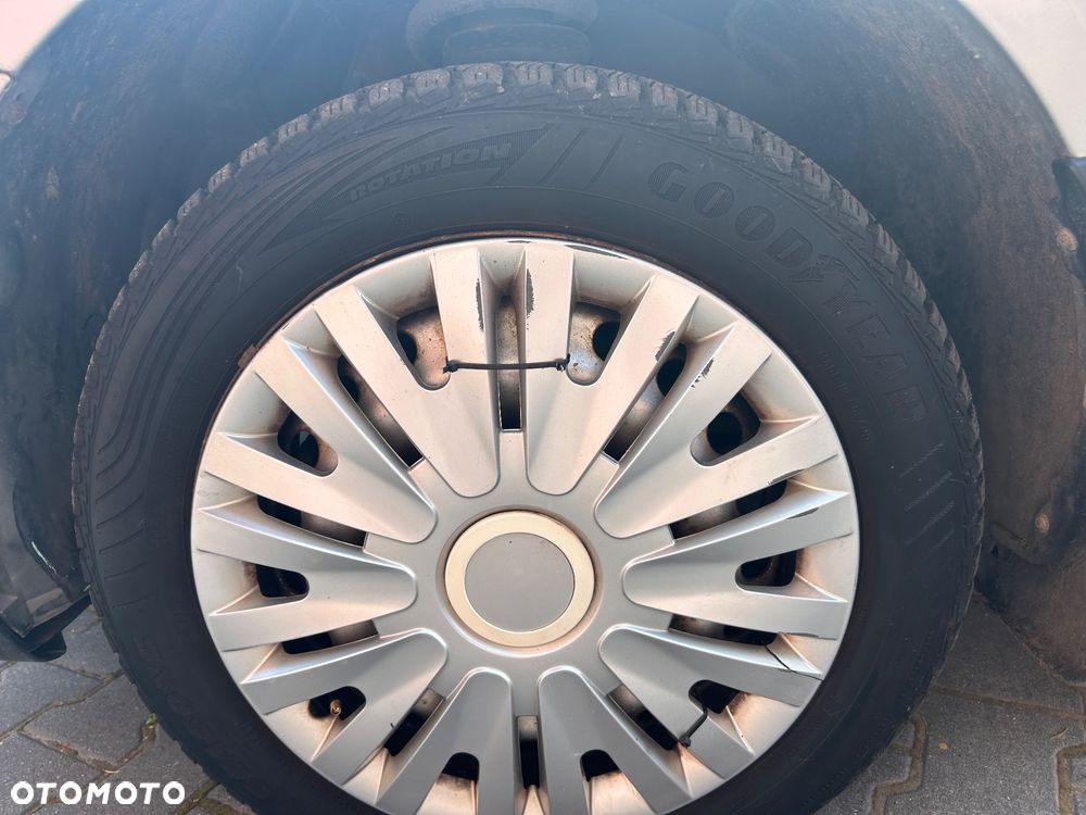 Ford Mondeo - 24