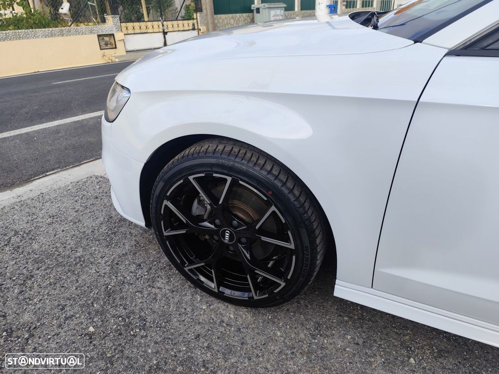 Audi A3 Sportback 40 e-tron S tronic sport - 3