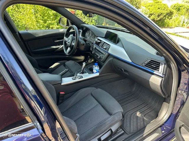 BMW 320 d Auto Pack M - 6