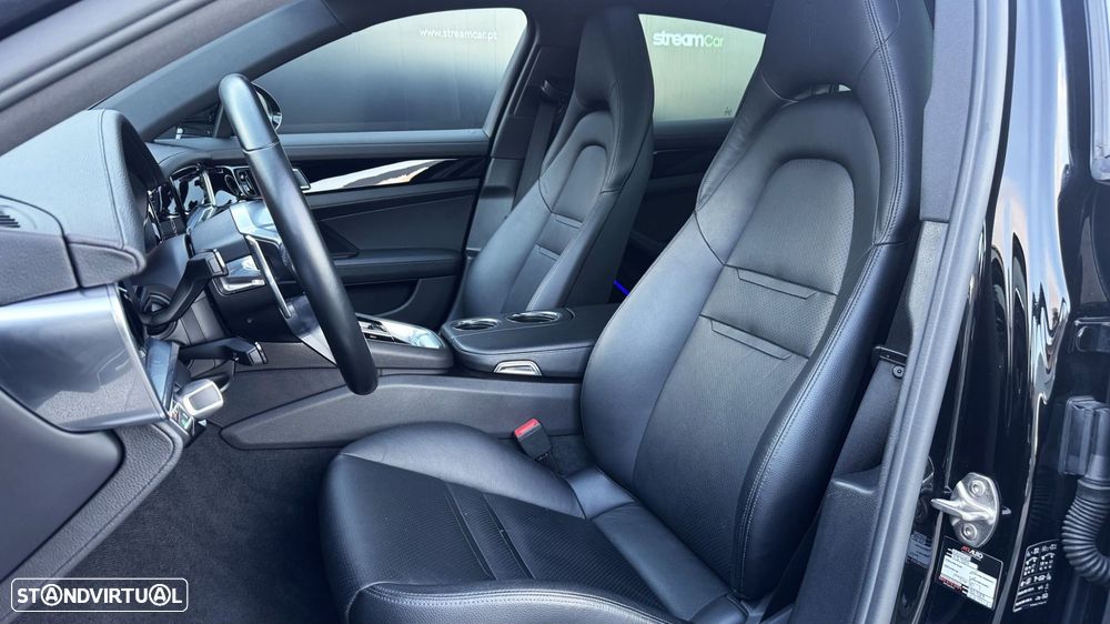 Porsche Panamera 4 E-Hybrid Platinum Edition - 14