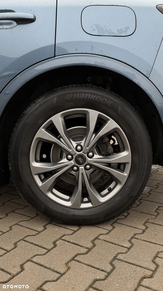 Ford Kuga 2.5 Duratec FHEV 4x4 ST-LINE X - 19