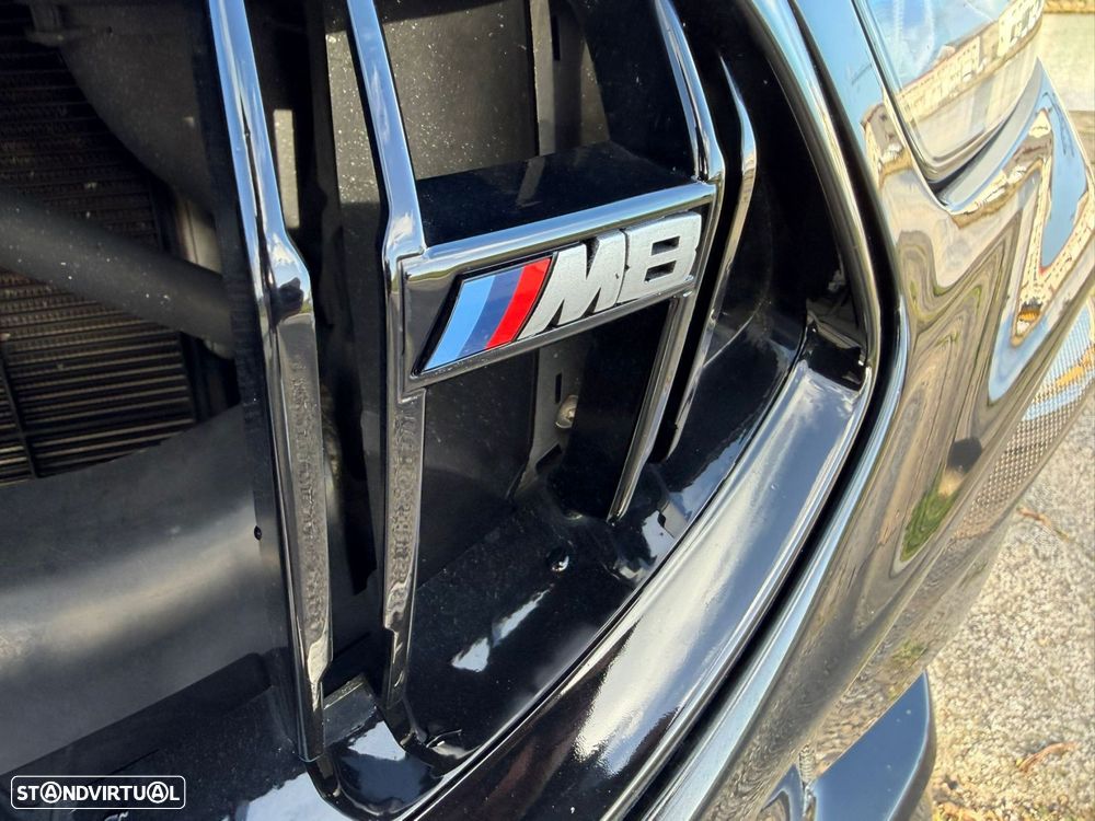 BMW M8 Competition - 11