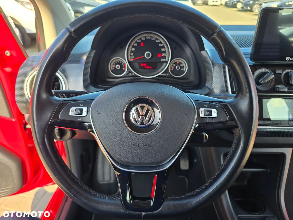 Volkswagen up! - 26