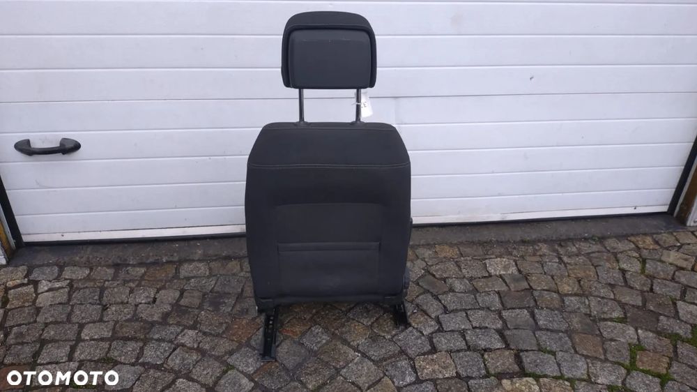 FOTEL PASAŻERA VW PASSAT B8 14- NO 325/072 - 5