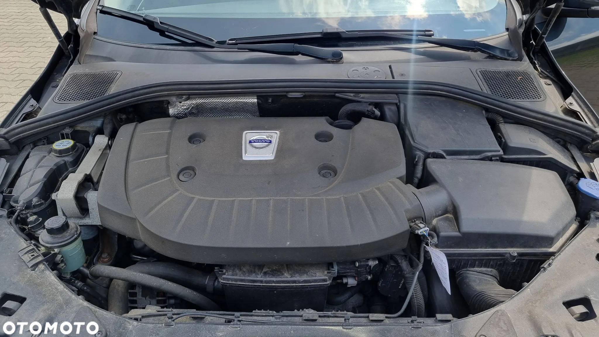 Volvo V60 D4 Momentum - 38