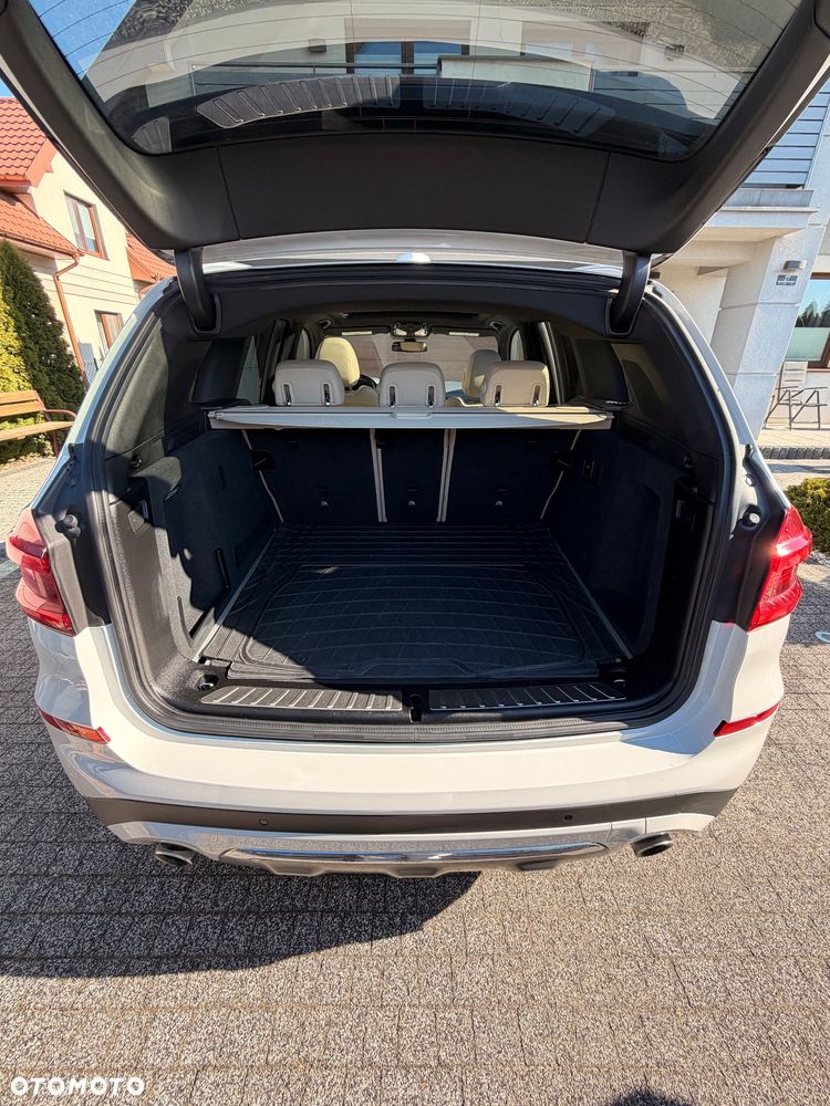 BMW X3 xDrive30i Luxury Line - 19