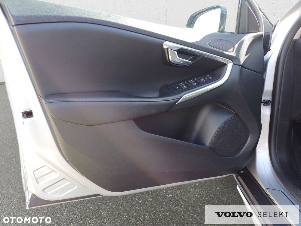 Volvo V40 - 12