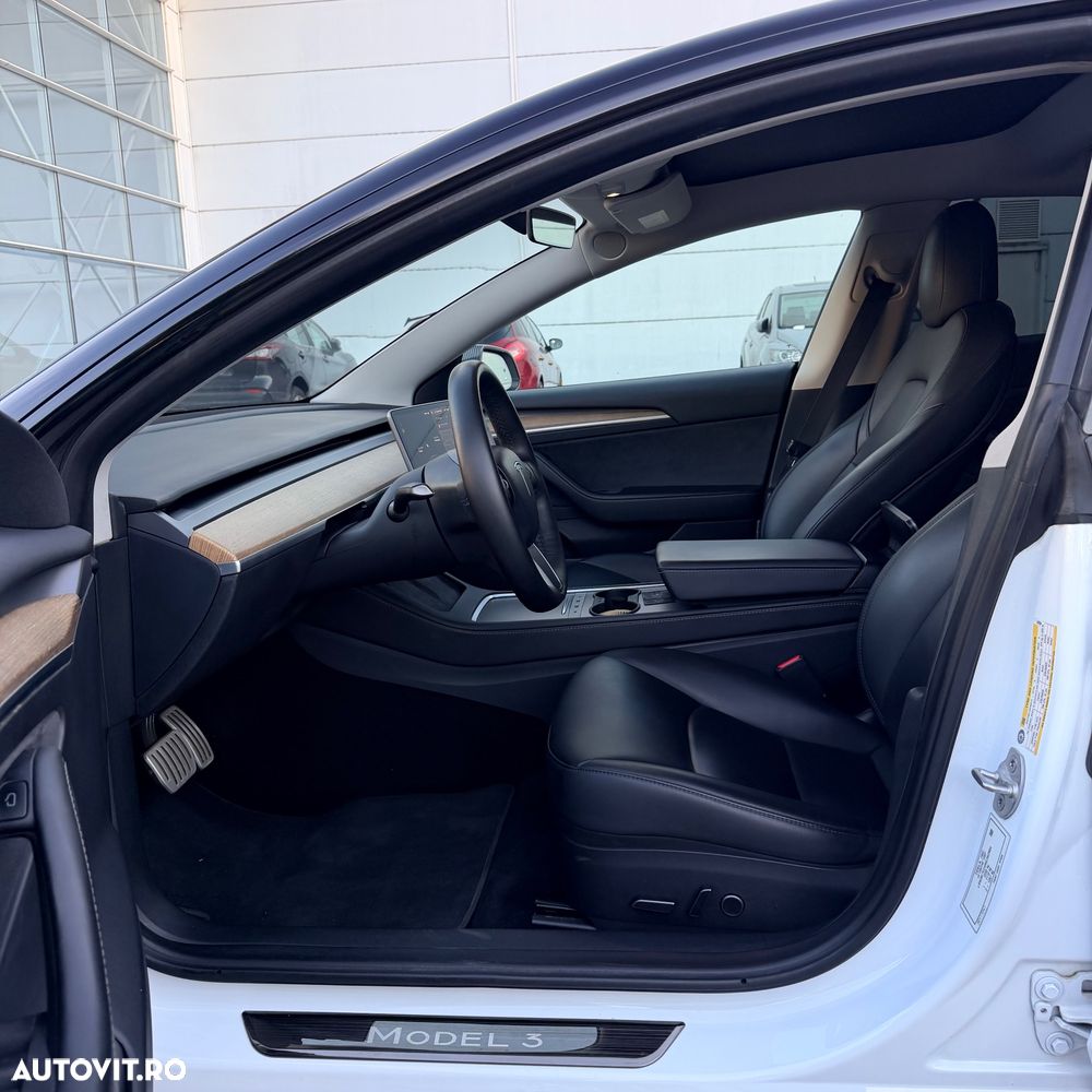 Tesla Model 3 Performance - 9