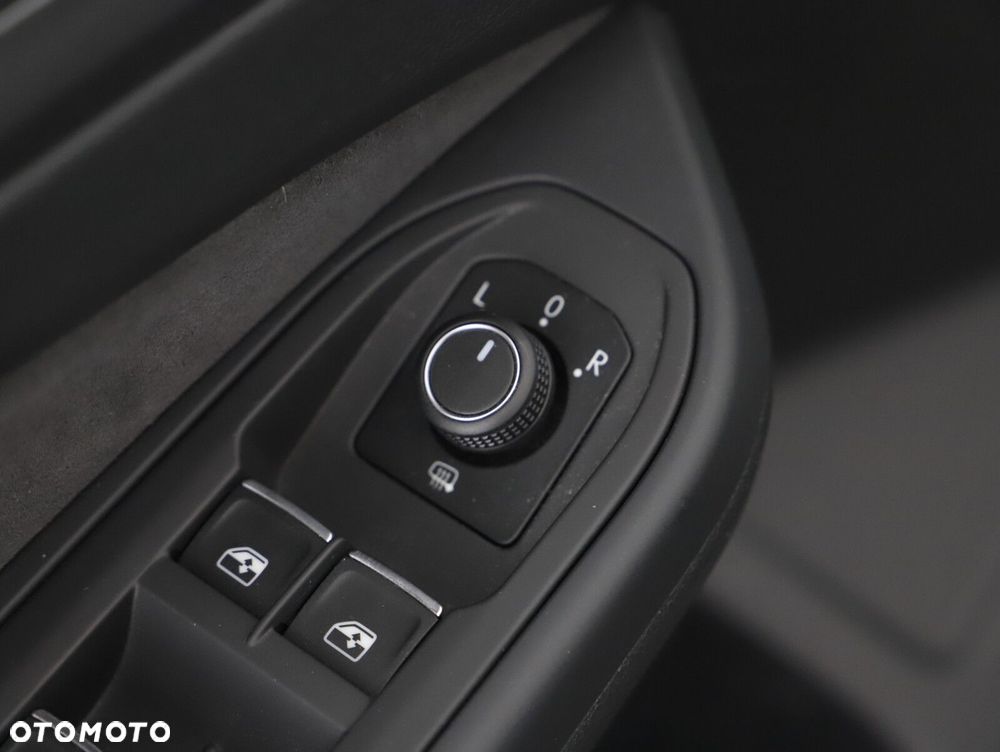 Volkswagen Golf Variant 1.5 eTSI EVO Style DSG - 22