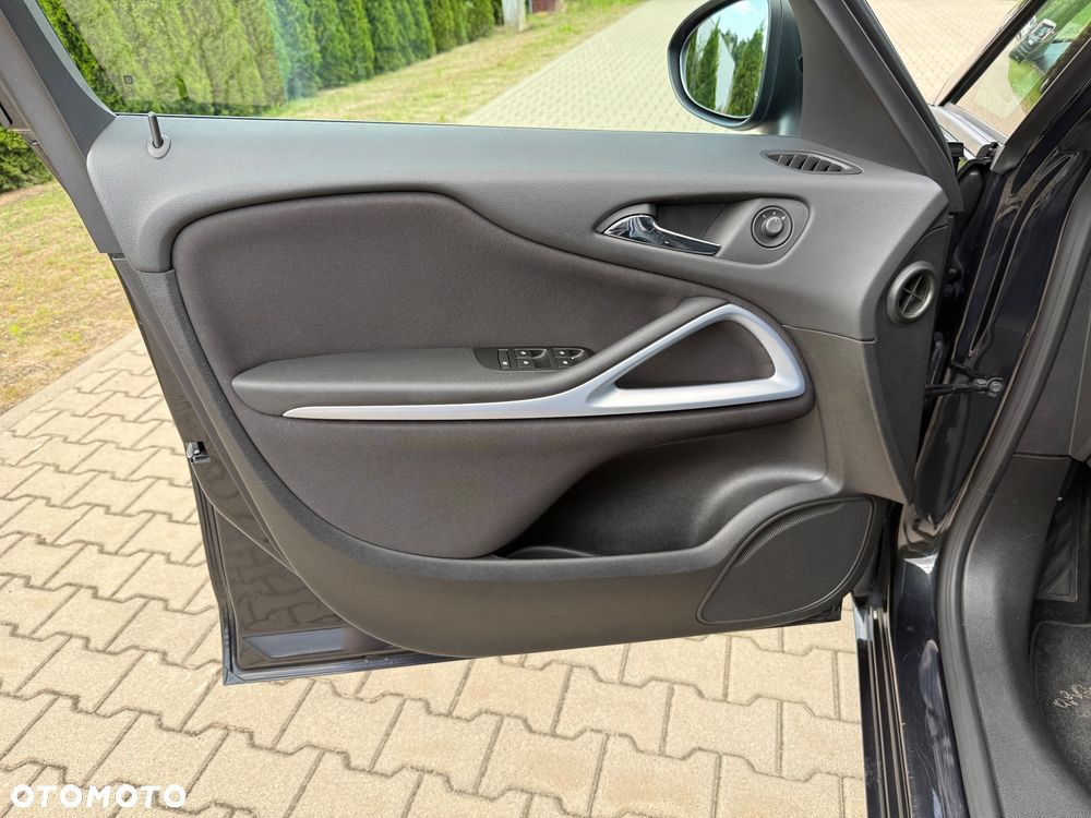 Opel Zafira Tourer 2.0 CDTI Automatik Edition - 24