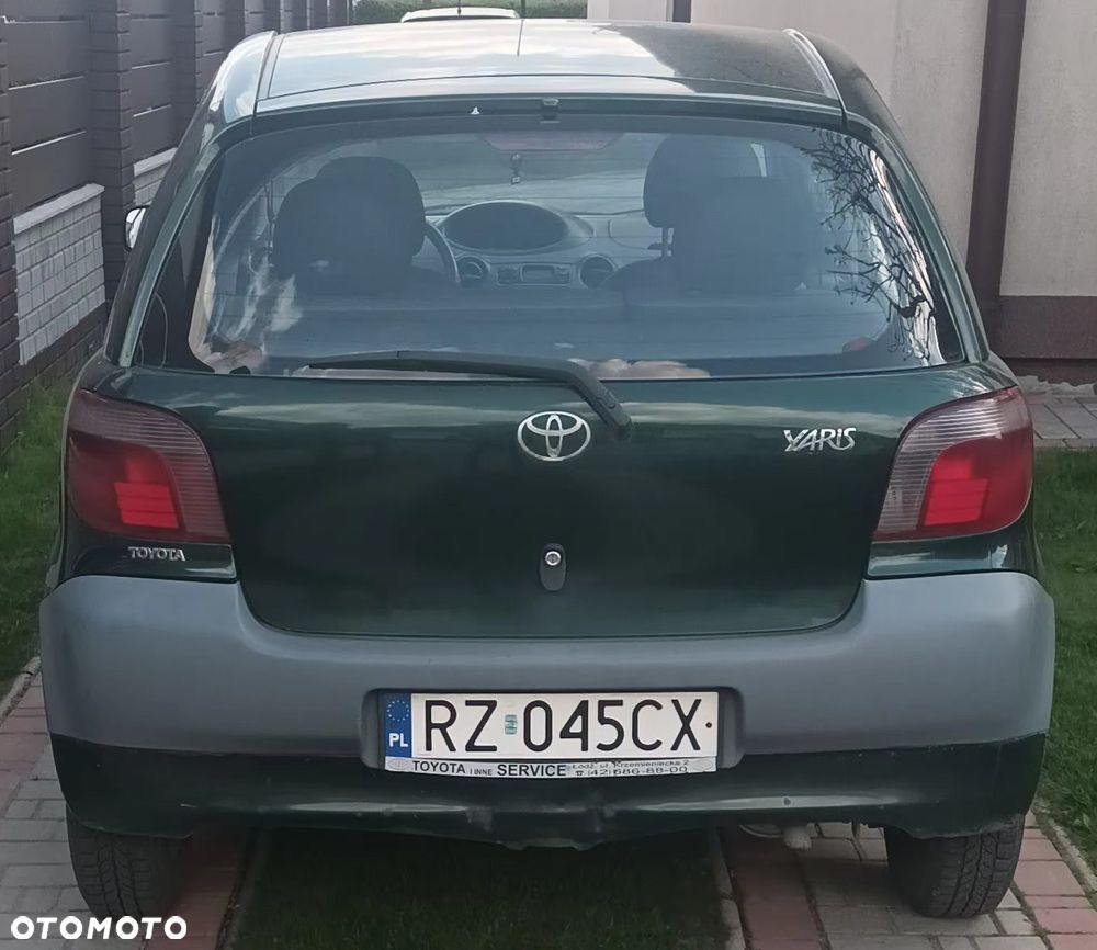 Toyota Yaris 1.0 Pak1 - 8