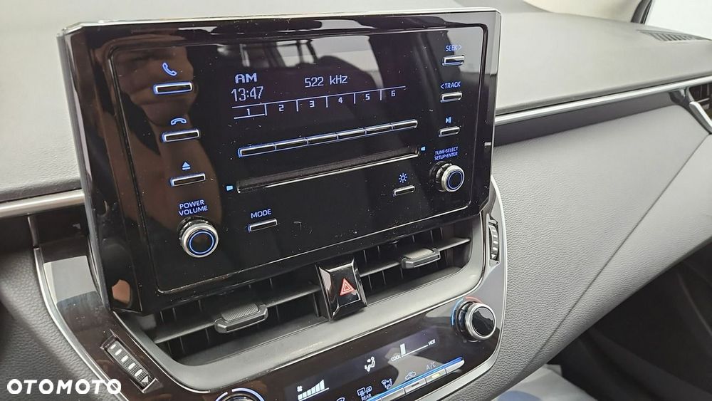Toyota Corolla 1.6 Comfort - 19