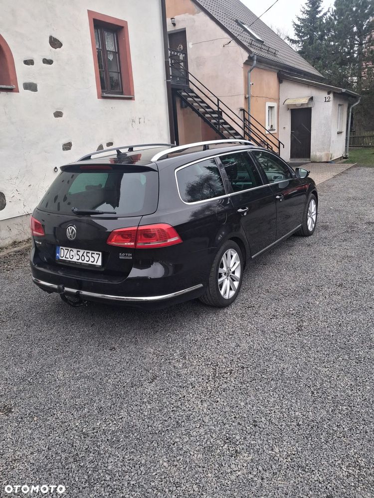 Volkswagen Passat - 13