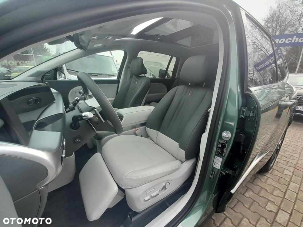 Hyundai IONIQ 9 110kWh Calligraphy AWD - 18