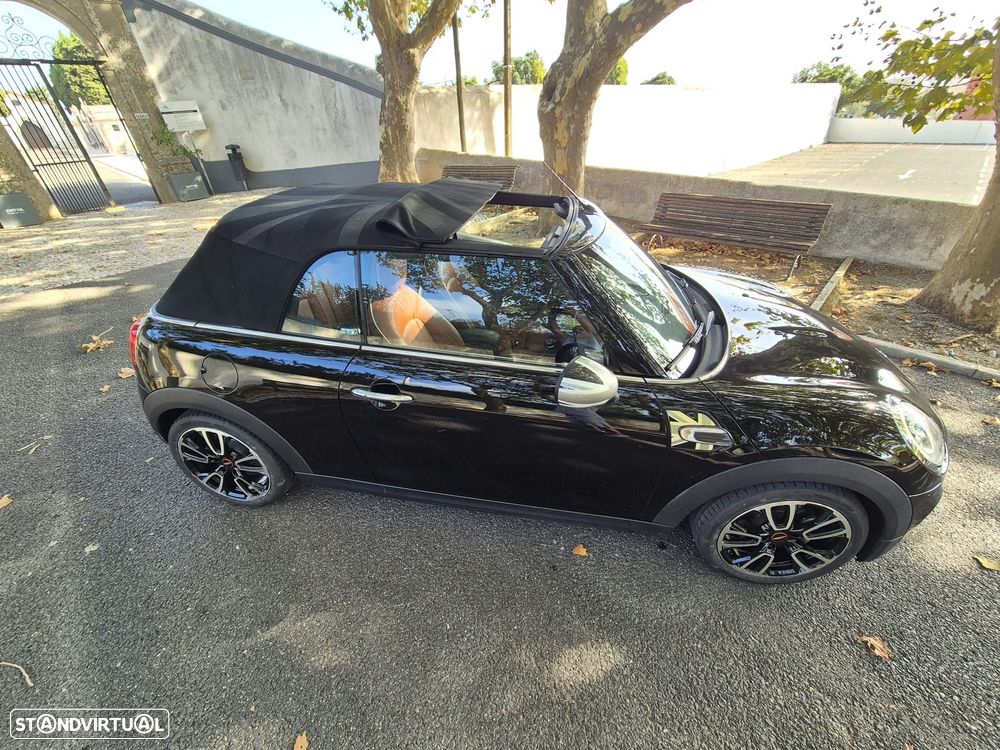 MINI Cabrio Cooper Auto. Essential - 2