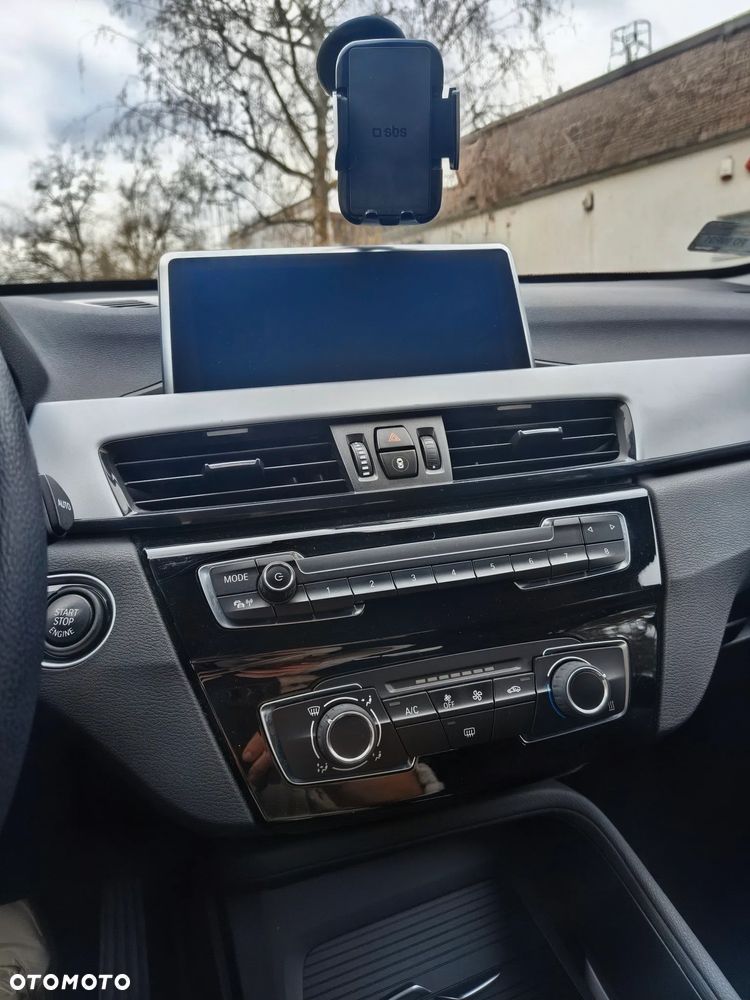 BMW X1 sDrive18d - 25