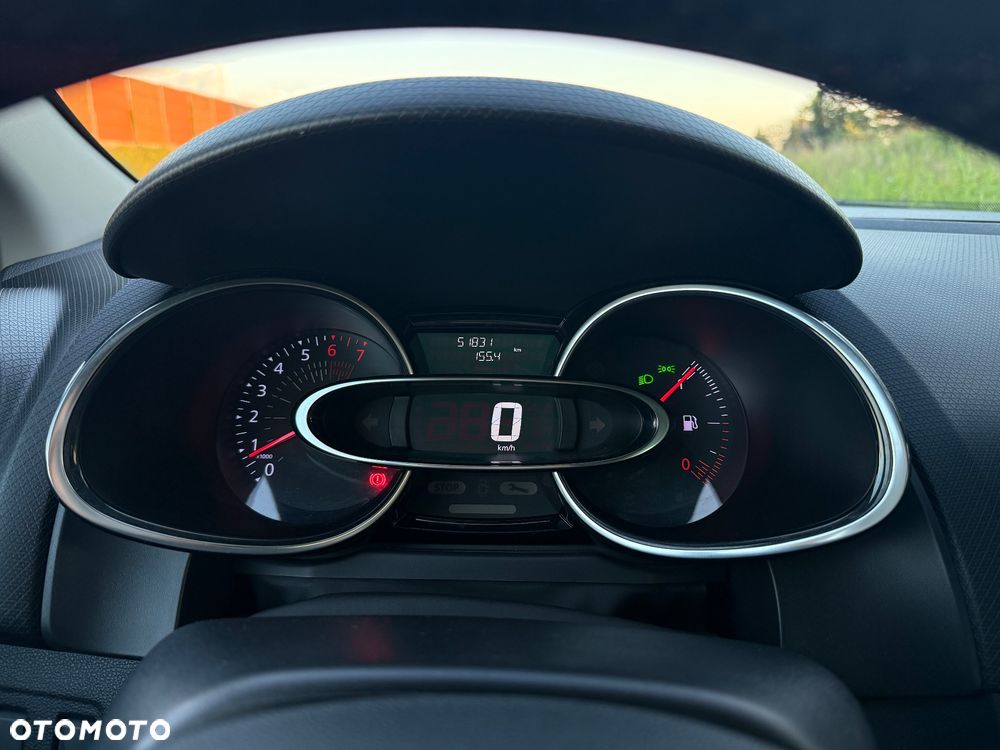 Renault Clio 1.2 16V Limited - 8