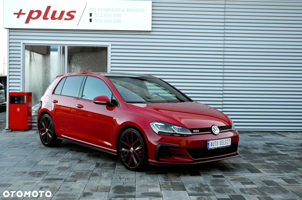 Volkswagen Golf GTI (BlueMotion Technology) DSG Performance - 3
