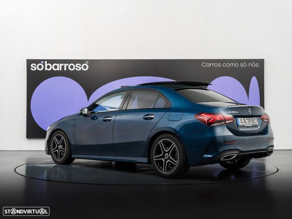Mercedes-Benz A 180 Limousine d AMG Line Aut. - 4