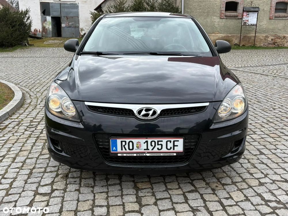 Hyundai i30 1.4 Blue Comfort - 1