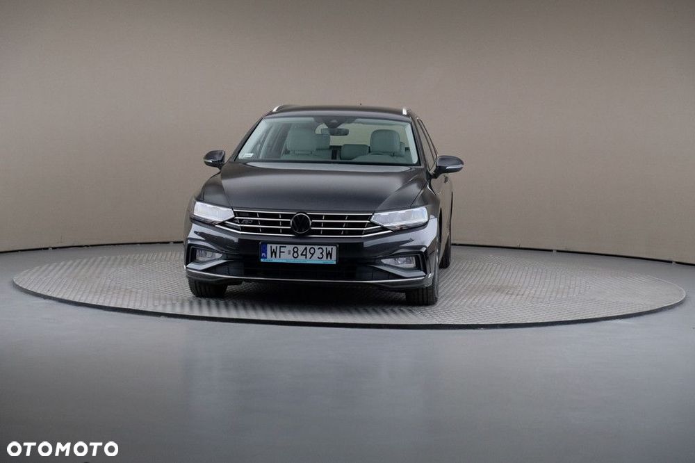 Volkswagen Passat Variant - 3