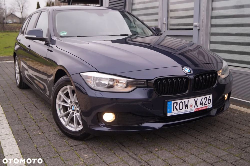 BMW Seria 3 318d DPF Edition Exclusive - 1